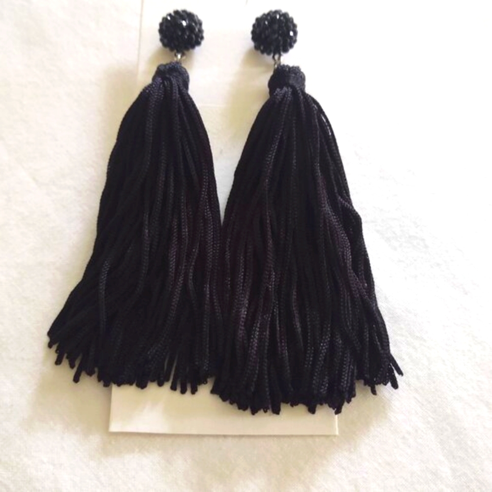 NWt Black F r i n g e-Tassel Earrings